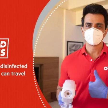 Oyo 26697 United Residency Hotell Kazhakuttam Eksteriør bilde